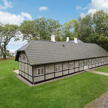 4 Bedroom Lovely In Næstved