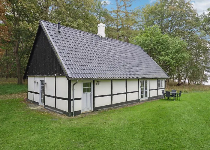 4 Bedroom Lovely In Naestved